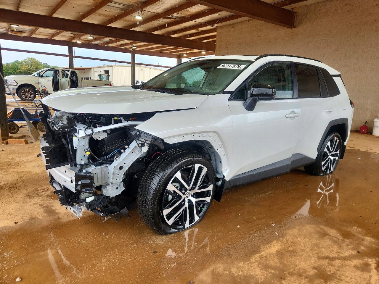 JTM6CRAV9TJ001016 · 2026 TOYOTA RAV4