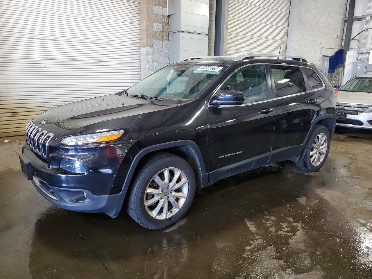 1C4PJMDSXGW121768 · 2016 JEEP CHEROKEE