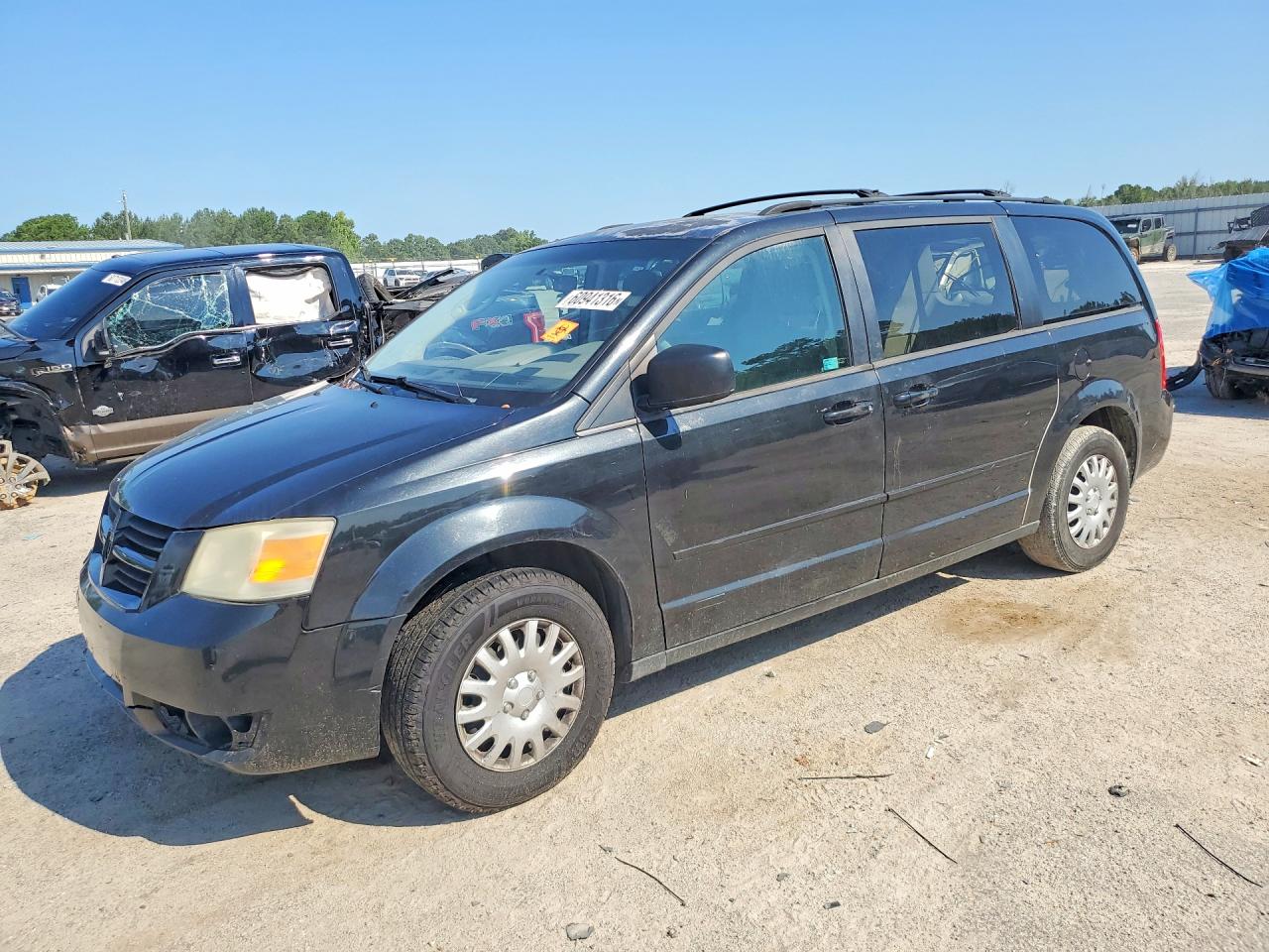 2D4RN4DE2AR477397 · 2010 DODGE CARAVAN