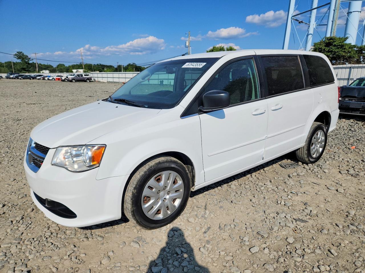 2C4RDGCG2HR745878 · 2017 DODGE GRAND CARAVAN