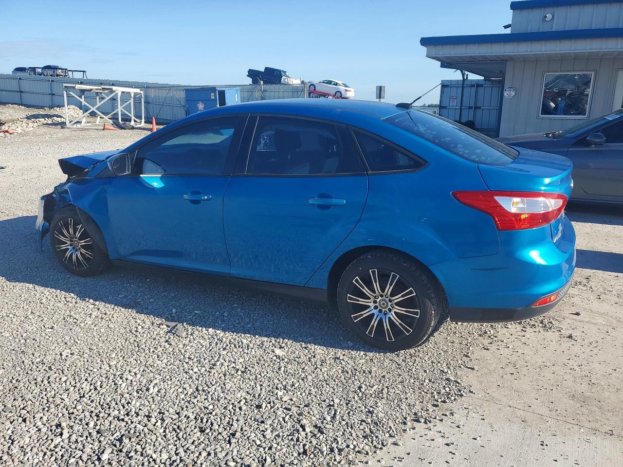 1FAHP3F24CL139081 · 2012 FORD FOCUS · 2/12