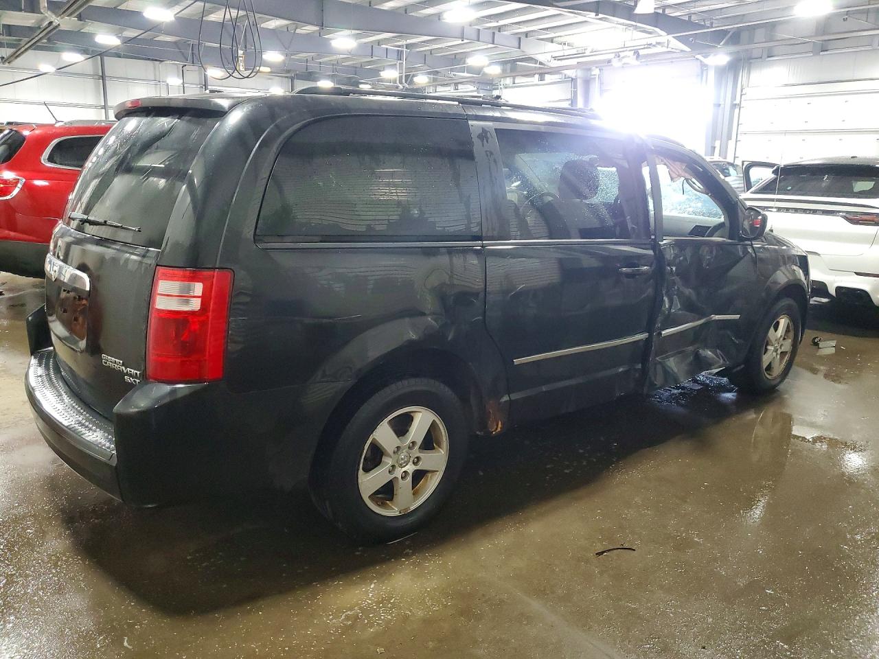 2D4RN5D1XAR317478 · 2010 DODGE GRAND CARAVAN · 3/13