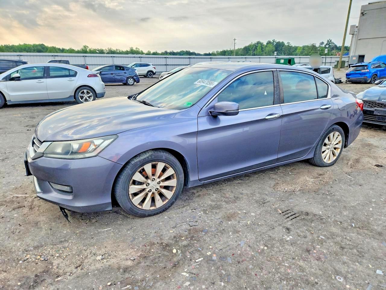 1HGCR2F79FA126235 · 2015 HONDA ACCORD