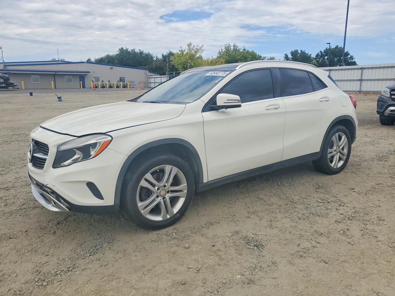 WDCTG4EBXHJ306696 · 2017 MERCEDES-BENZ GLA