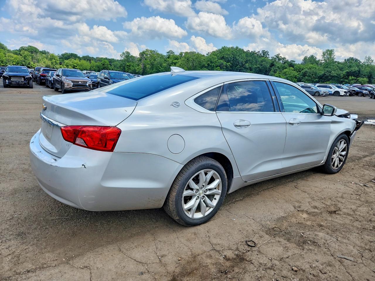 1G1105S33HU158564 · 2017 CHEVROLET IMPALA · 3/13