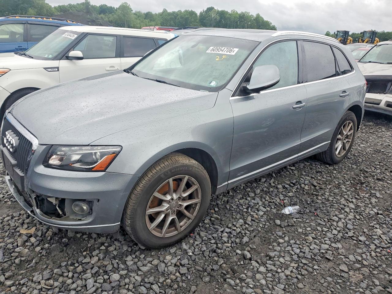 WA1LFAFP7BA102831 · 2011 AUDI Q5