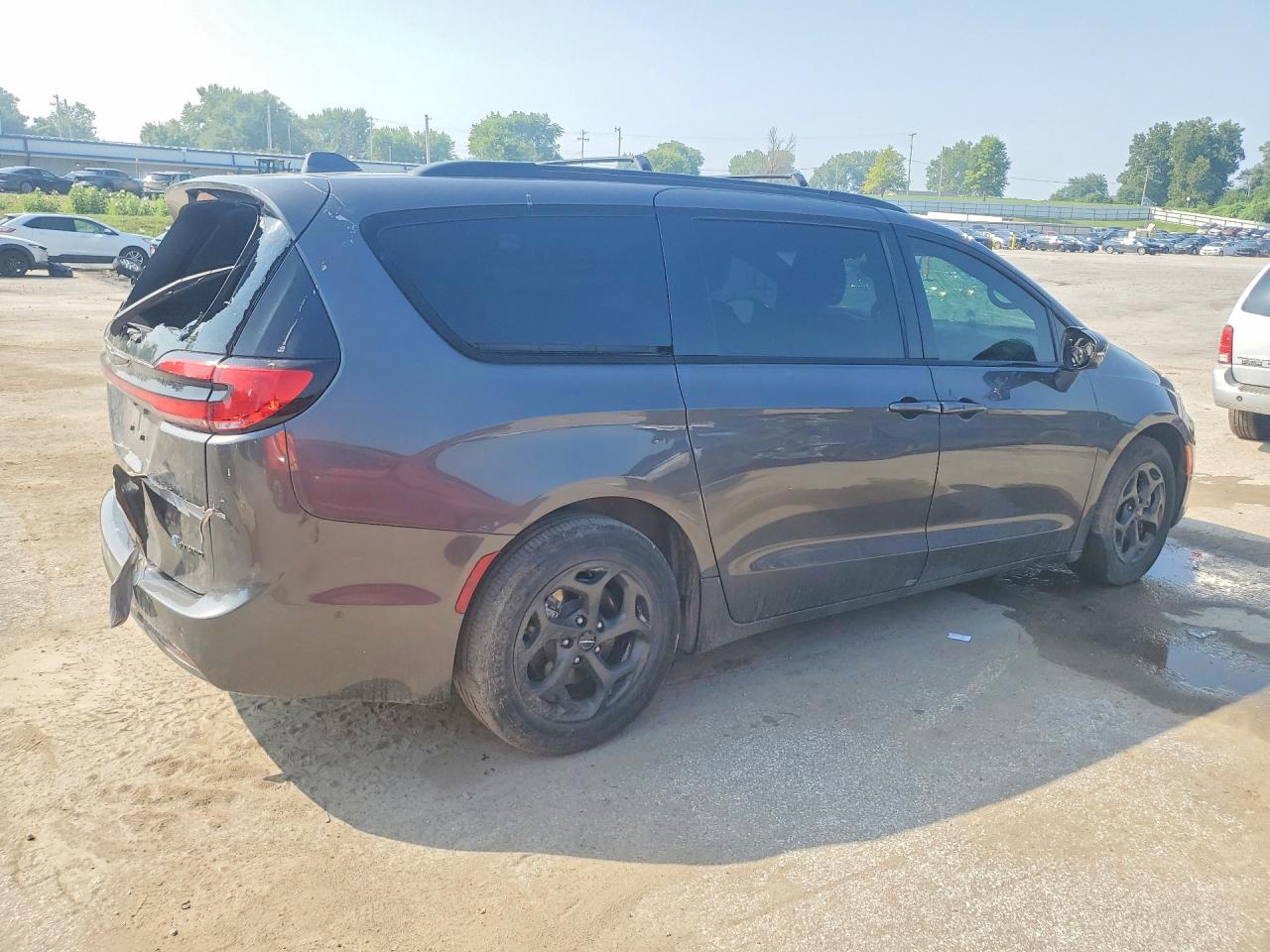 2C4RC1S74MR590522 · 2021 CHRYSLER PACIFICA · 3/12