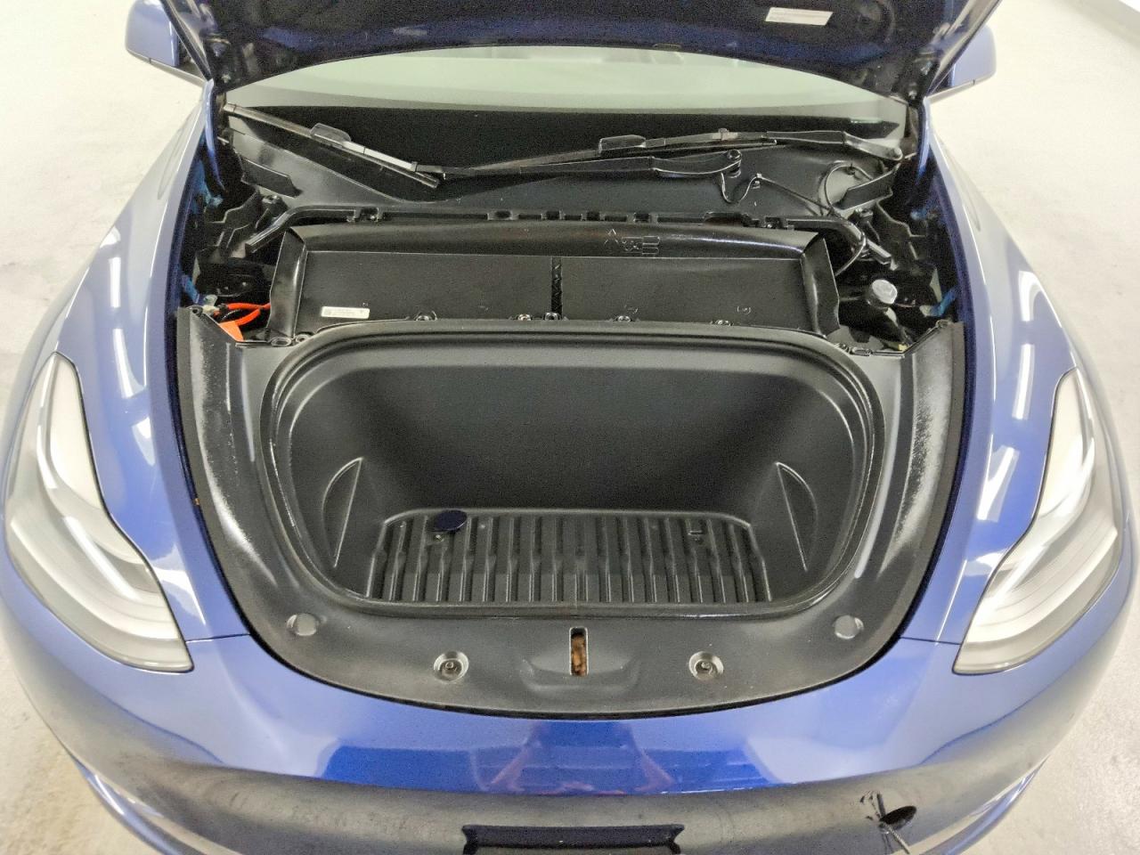 7SAYGDEF6NF389239 · 2022 TESLA MODEL Y · 12/13