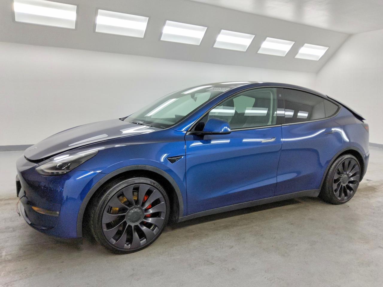 7SAYGDEF6NF389239 · 2022 TESLA MODEL Y