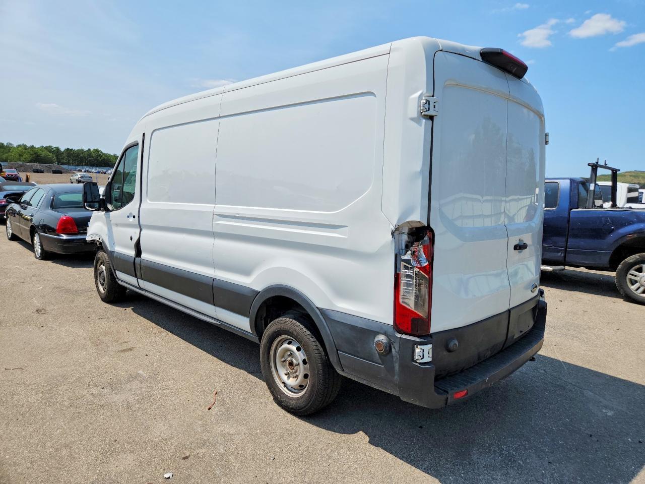 1FTYR2CM2KKB37645 · 2019 FORD TRANSIT · 2/14