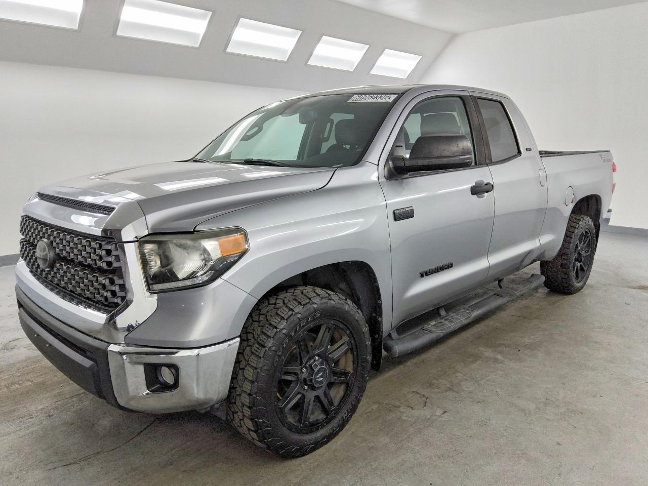 5TFRY5F17LX258833 · 2020 TOYOTA TUNDRA