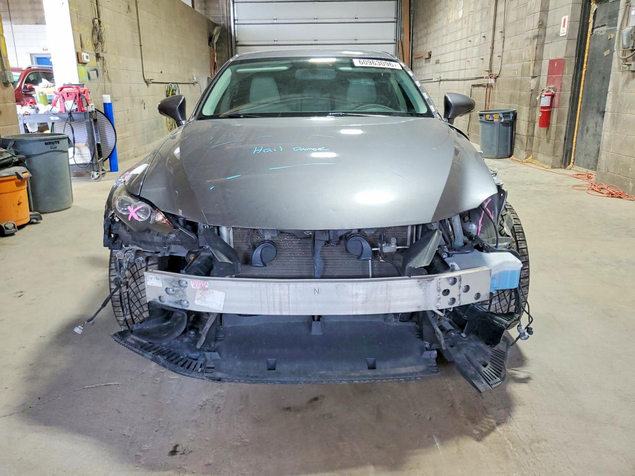 JTHCF1D24E5001528 · 2014 LEXUS IS · 5/13