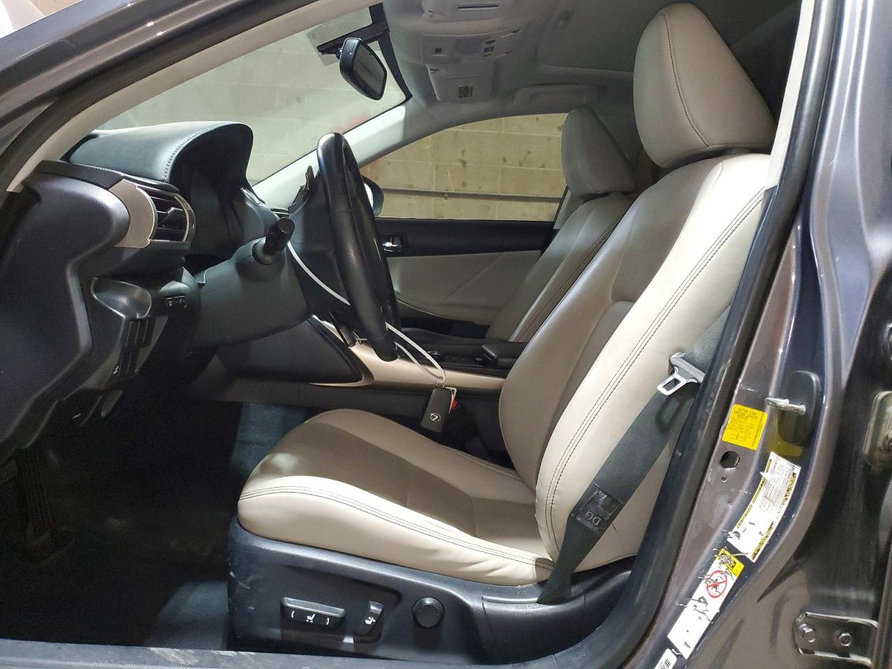JTHCF1D24E5001528 · 2014 LEXUS IS · 7/13