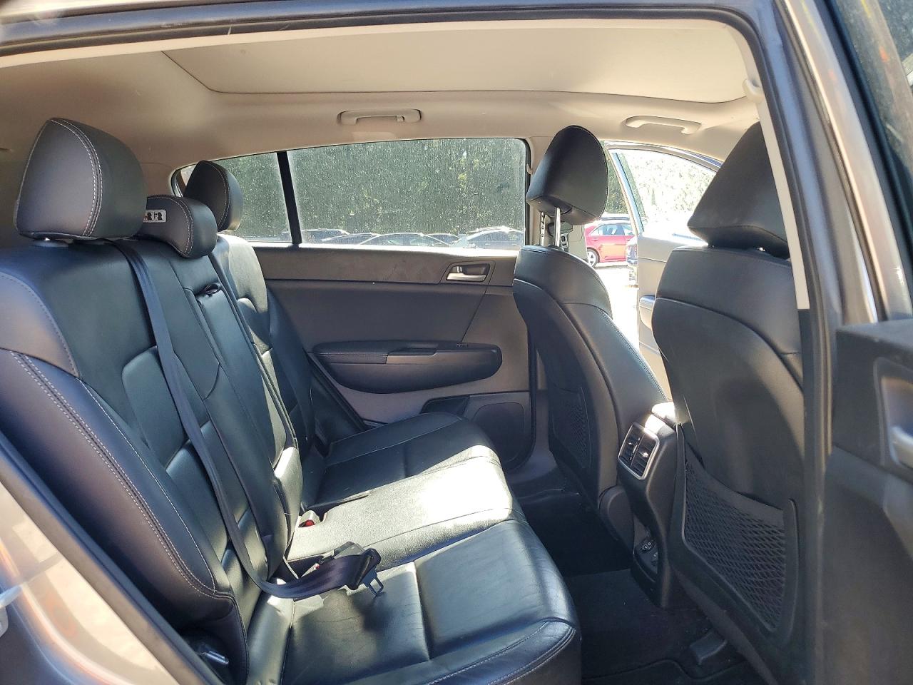 KNDPN3AC2H7183642 · 2017 KIA SPORTAGE · 10/12