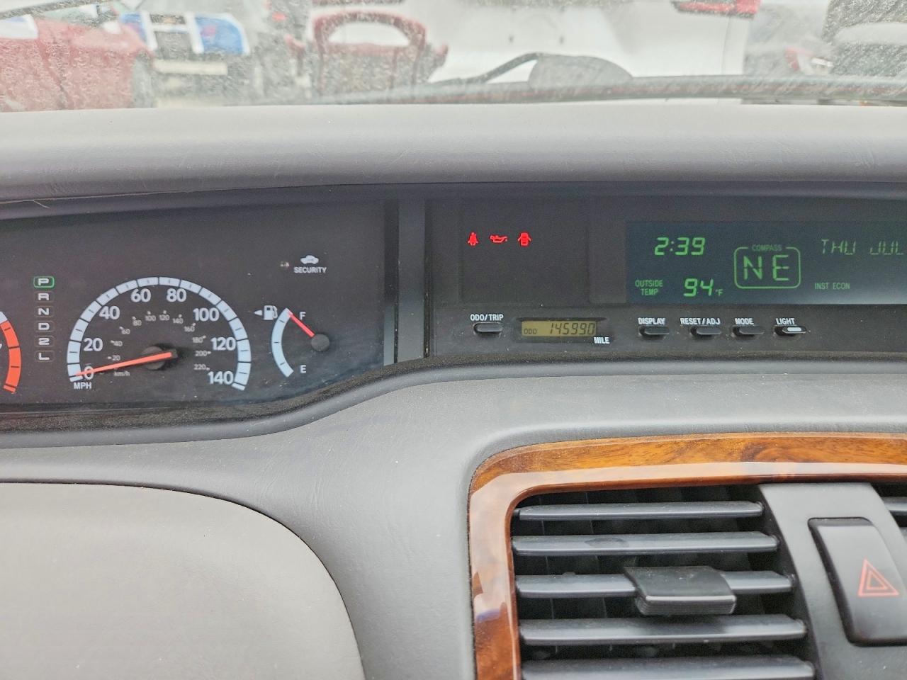 4T1BF28BX2U204188 · 2002 TOYOTA AVALON · 9/12