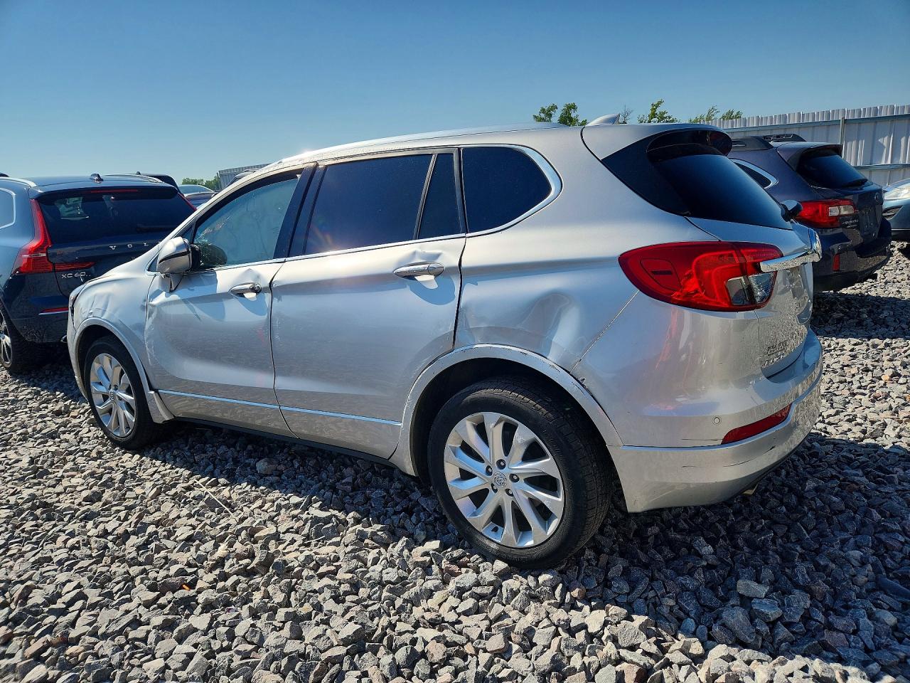 LRBFXESX5HD160374 · 2017 BUICK ENVISION · 2/13