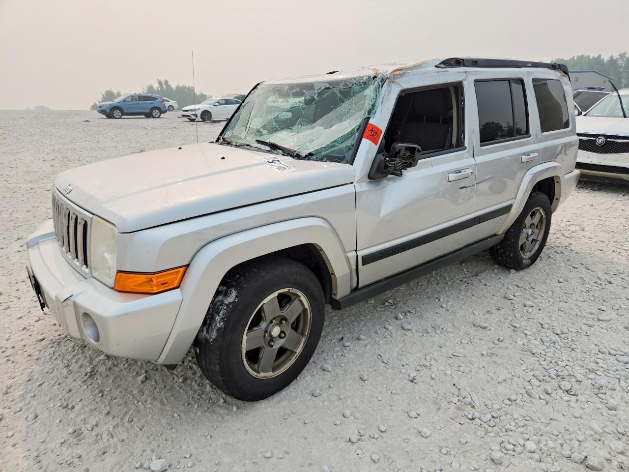 1J8HG48K18C246828 · 2008 JEEP COMMANDER