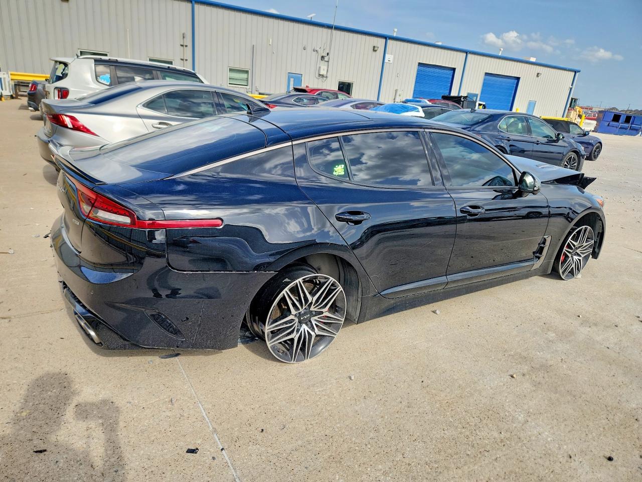 KNAE55LC3P6125895 · 2023 KIA STINGER · 3/13