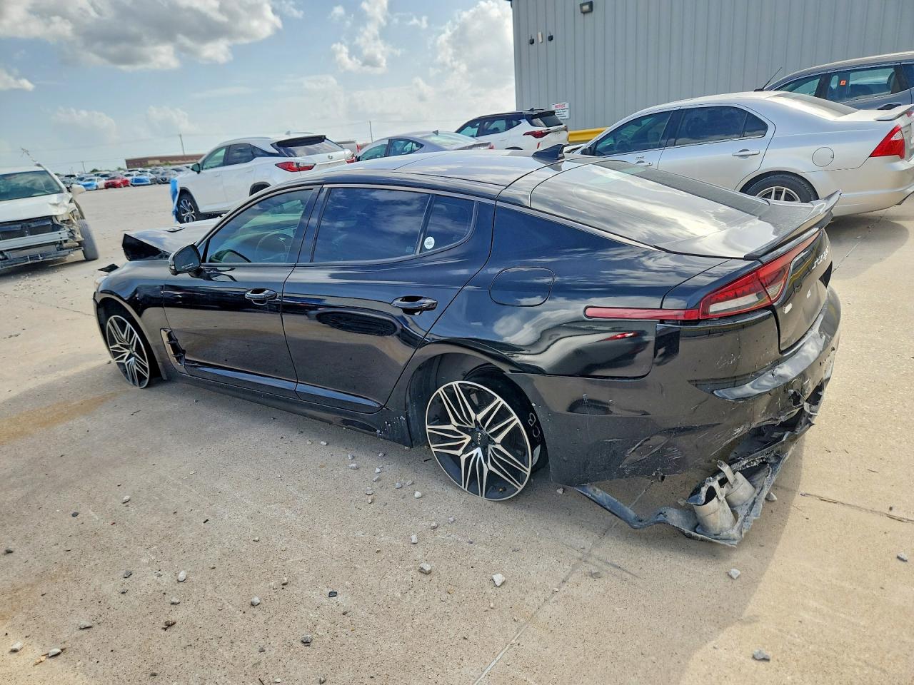 KNAE55LC3P6125895 · 2023 KIA STINGER · 2/13