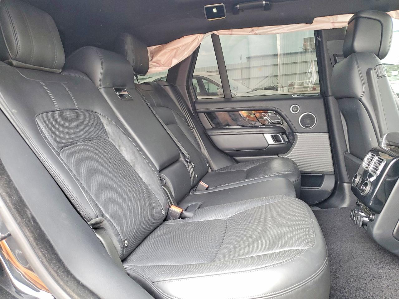 SALGS2SE1LA414957 · 2020 LAND ROVER RANGE ROVER · 11/13