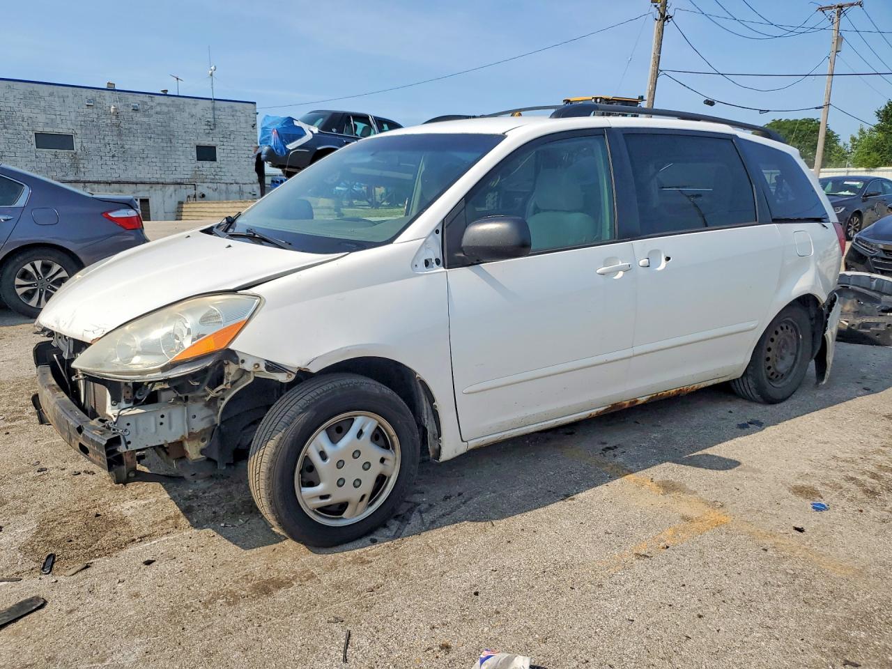 5TDZK23C19S284039 · 2009 TOYOTA SIENNA