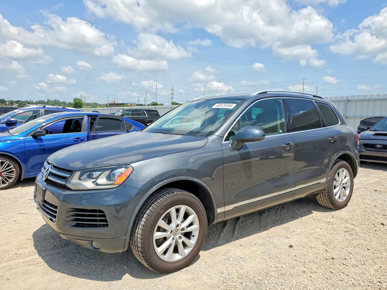WVGEF9BP2ED003917 · 2014 VOLKSWAGEN TOUAREG