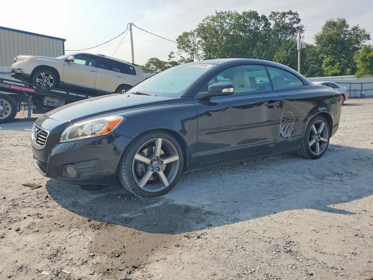 YV1672MC5CJ125655 · 2012 VOLVO C70