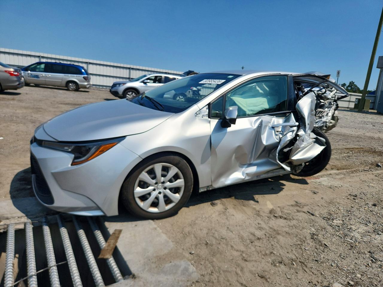 JTDEPMAE9NJ224016 · 2022 TOYOTA COROLLA