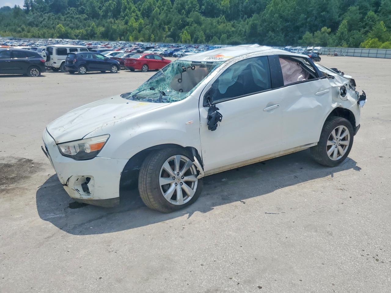 4A4AR3AUXFE011041 · 2015 MITSUBISHI OUTLANDER SPORT
