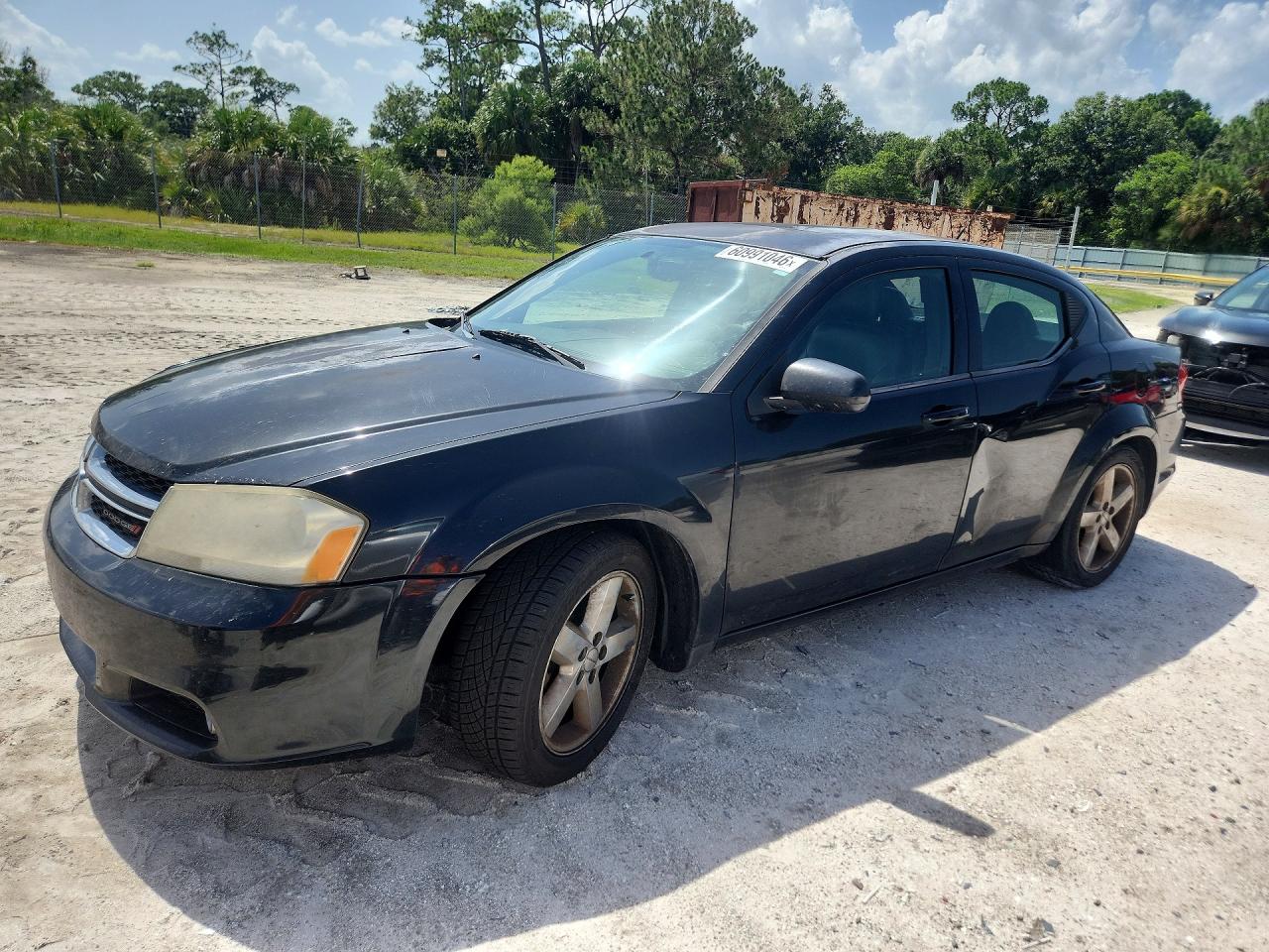 1B3BD2FG1BN506280 · 2011 DODGE AVENGER