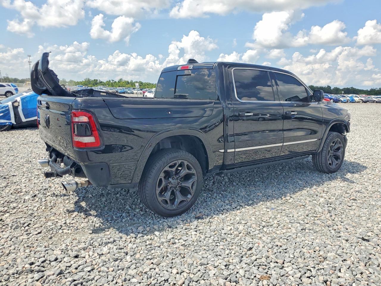 1C6SRFHT5KN738275 · 2019 RAM 1500 · 3/13