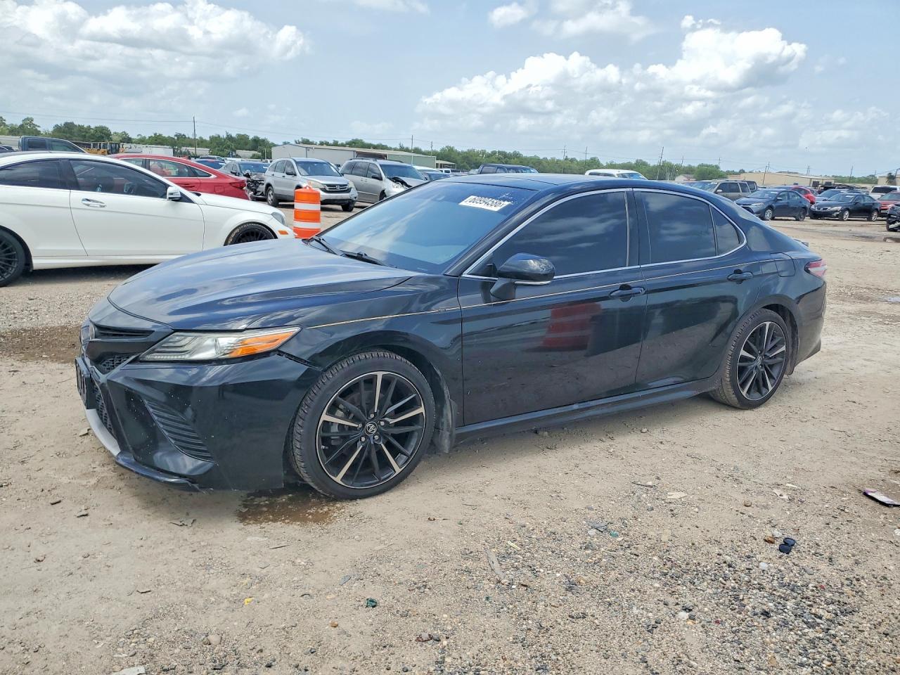4T1B61HK6KU813059 · 2019 TOYOTA CAMRY