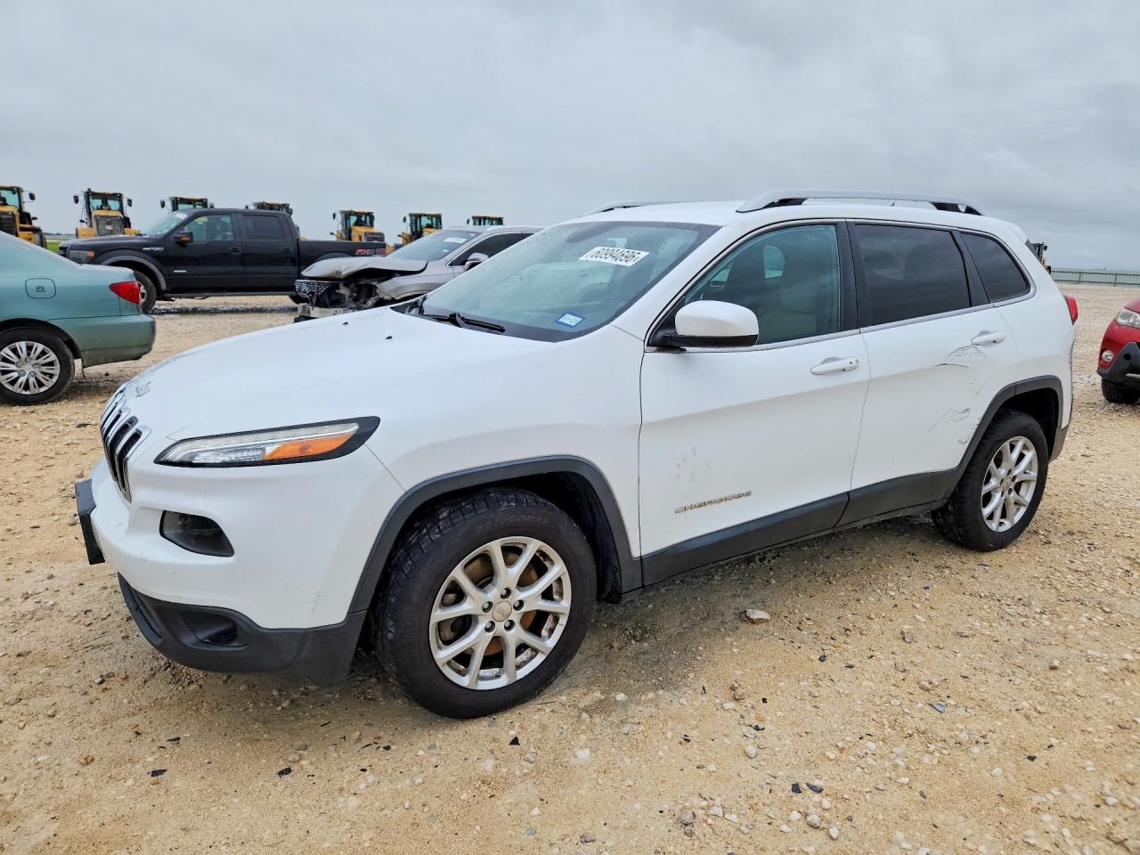 1C4PJLCS8FW612141 · 2015 JEEP CHEROKEE