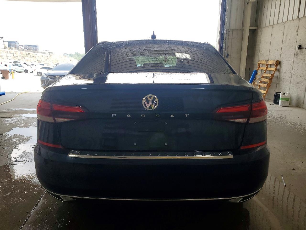 1VWSA7A32NC007946 · 2022 VOLKSWAGEN PASSAT · 6/13