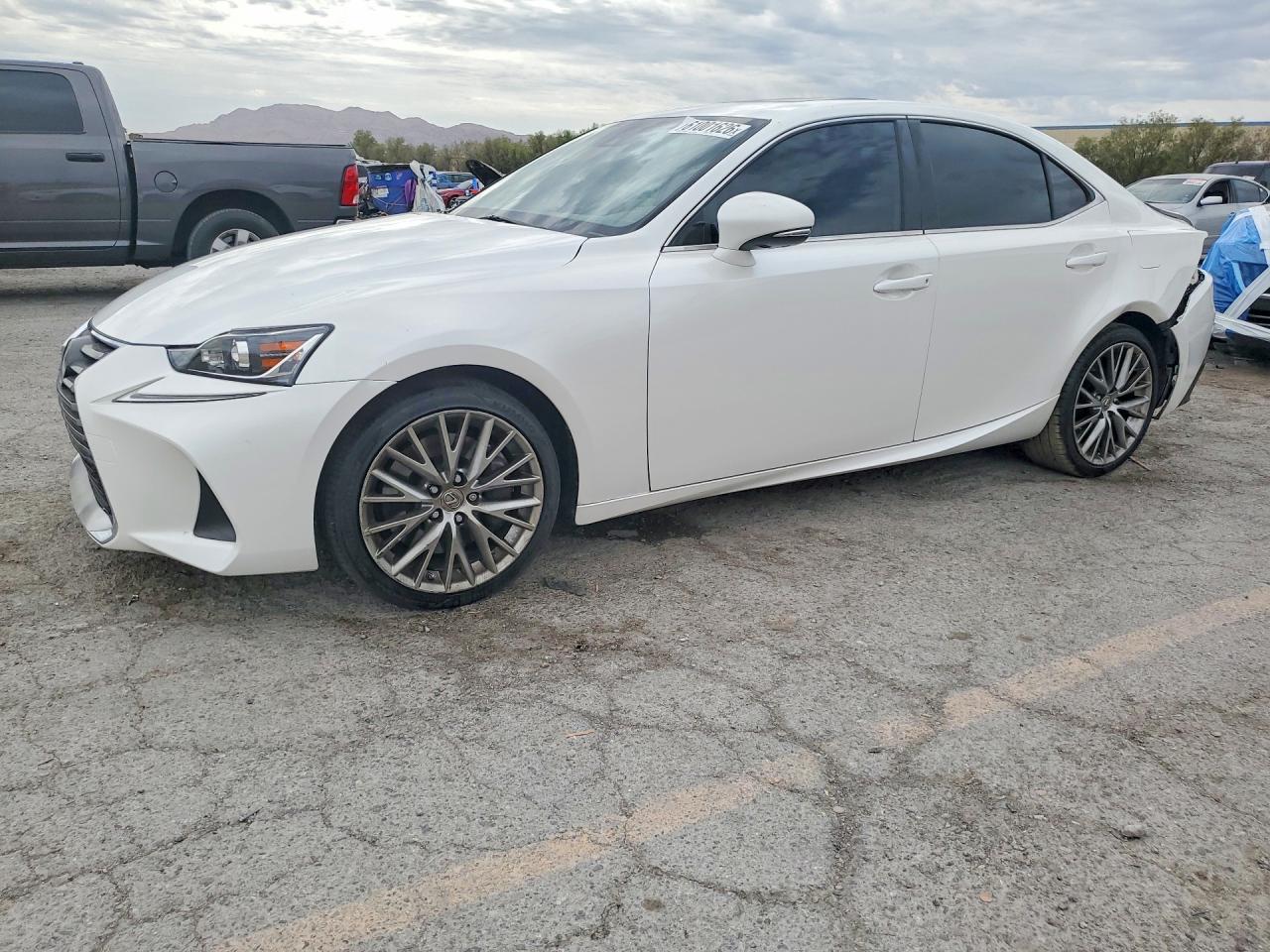JTHBA1D2XH5040414 · 2017 LEXUS IS