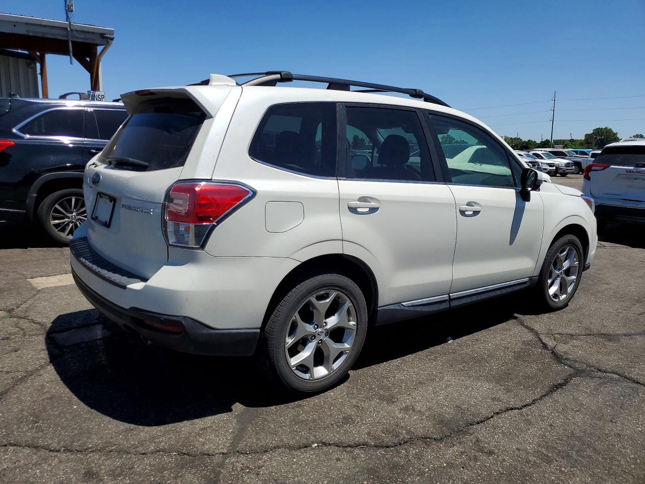 JF2SJAWC9JH503768 · 2018 SUBARU FORESTER · 3/12