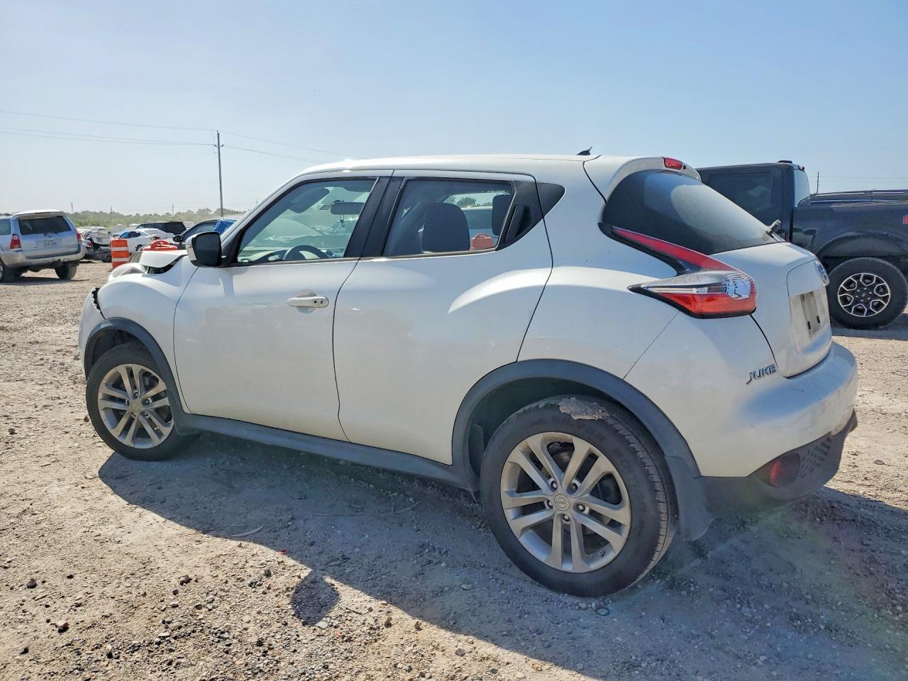 JN8AF5MR0FT505301 · 2015 NISSAN JUKE · 2/12