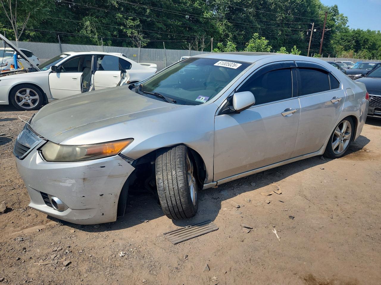 JH4CU2F69BC016769 · 2011 ACURA TSX