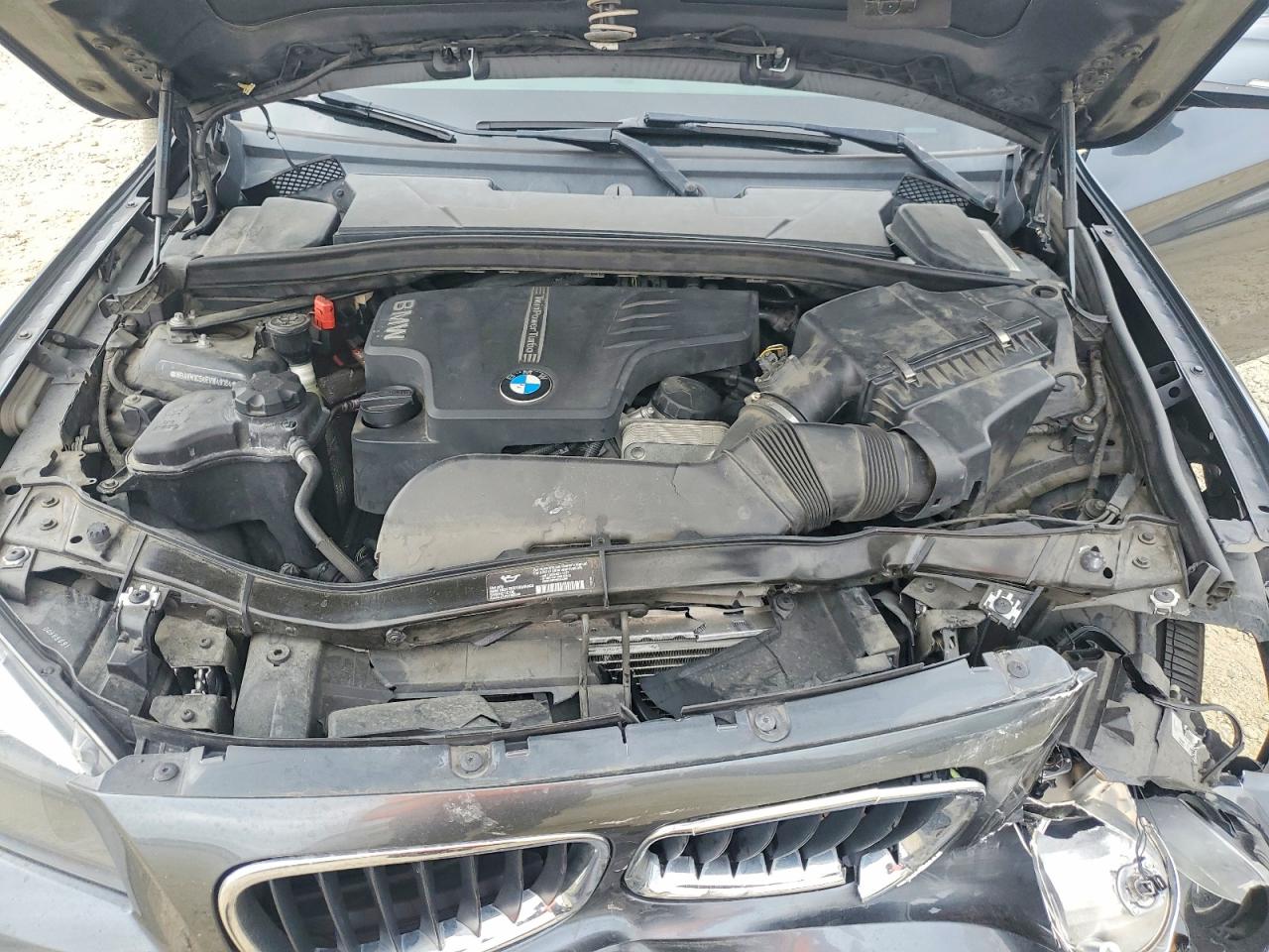 WBAVM1C54EVW49184 · 2014 BMW X1 · 12/13