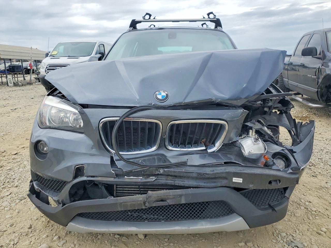 WBAVM1C54EVW49184 · 2014 BMW X1 · 5/13