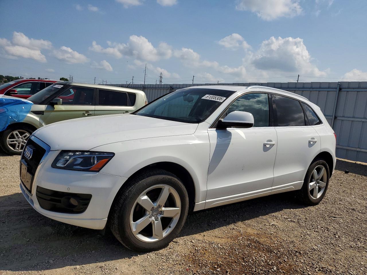 WA1LKAFP2AA042788 · 2010 AUDI Q5