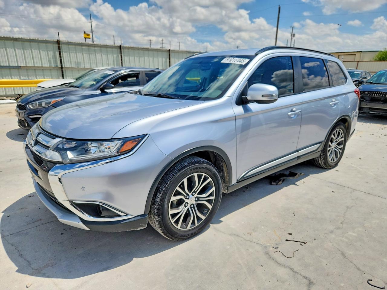 JA4AD3A33GZ018771 · 2016 MITSUBISHI OUTLANDER
