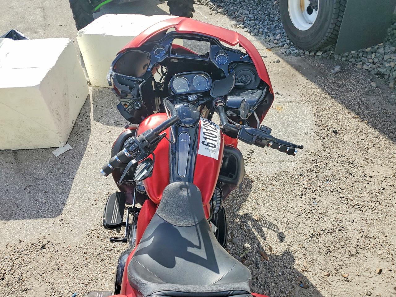 1HD1KTP18KB636380 · 2019 HARLEY-DAVIDSON FLTRXS · 3/9