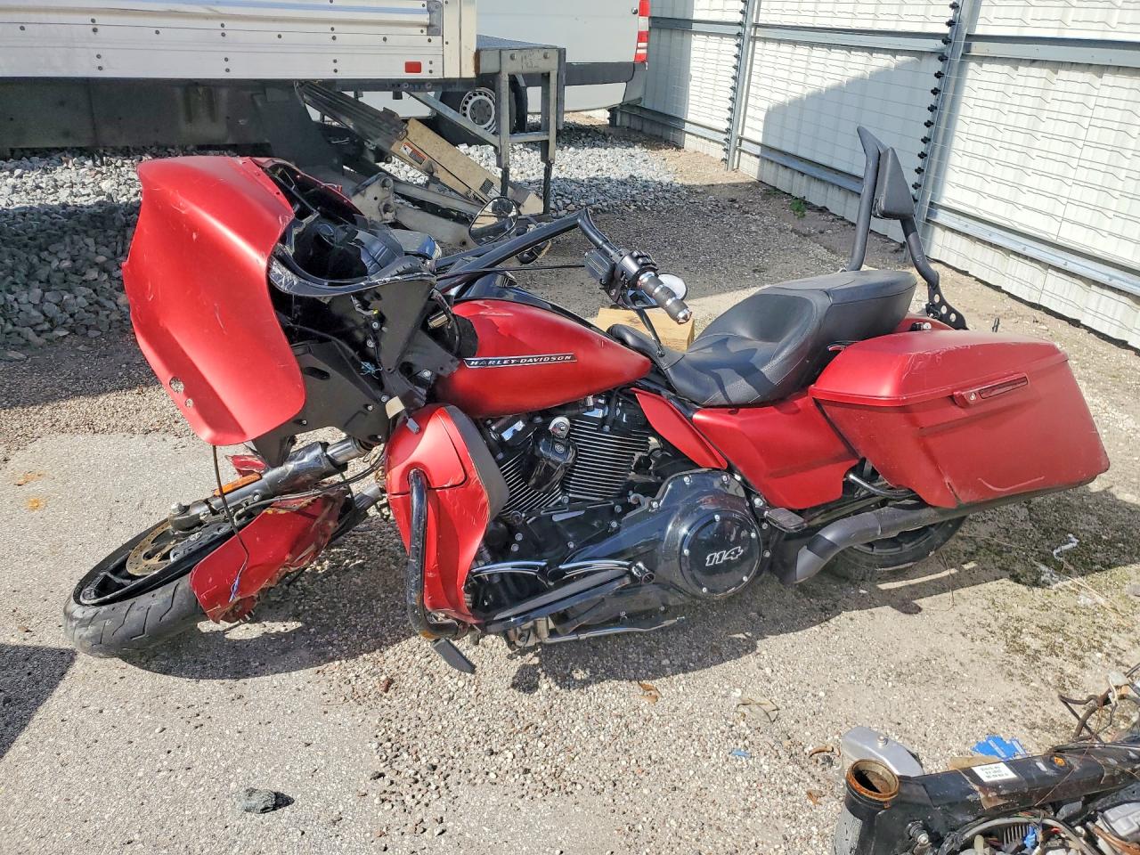 1HD1KTP18KB636380 · 2019 HARLEY-DAVIDSON FLTRXS