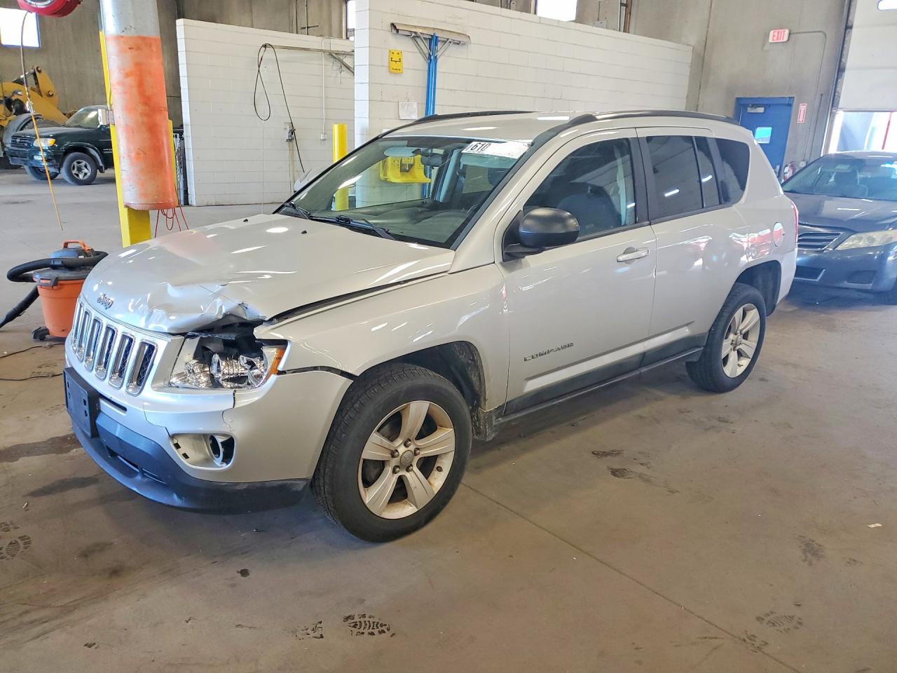 1J4NT1FB3BD175568 · 2011 JEEP COMPASS
