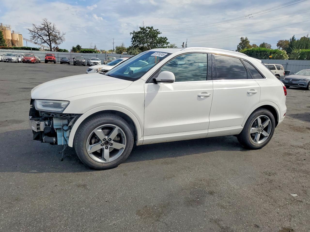 2015 AUDI Q3