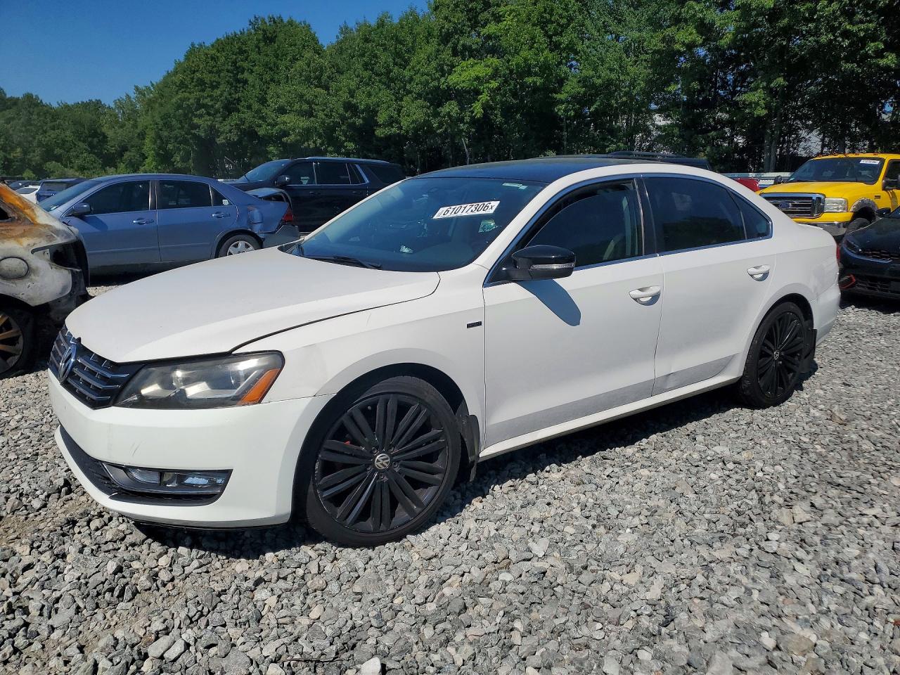 1VWBT7A34FC031628 · 2015 VOLKSWAGEN PASSAT
