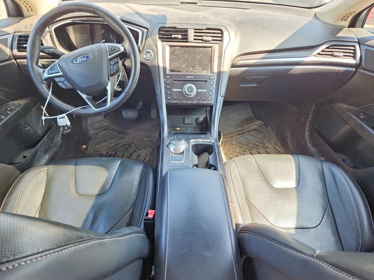 3FA6P0RU3KR180045 · 2019 FORD FUSION · 8/13