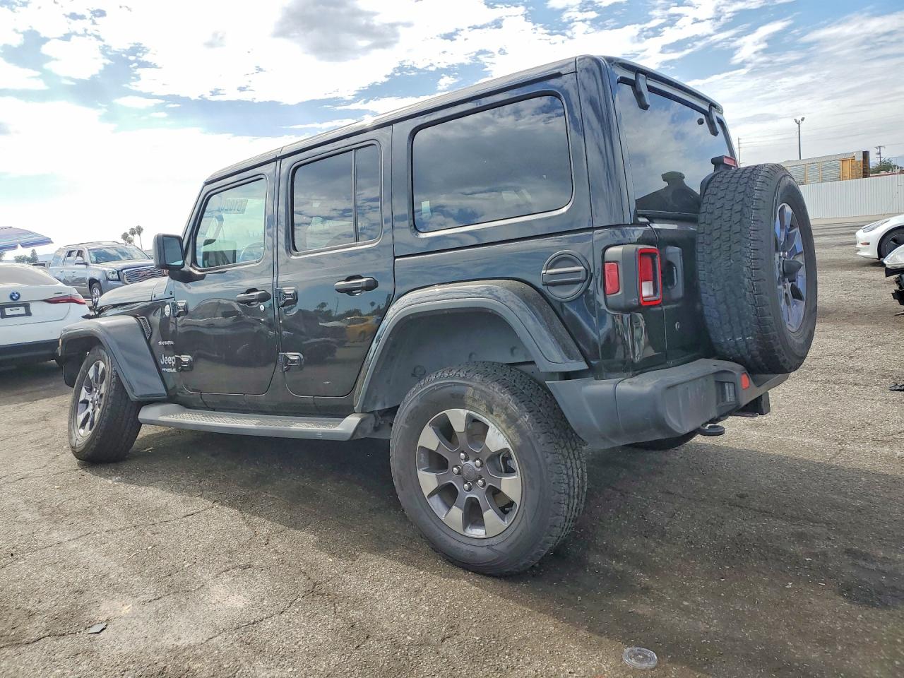 1C4HJXEN9JW213461 · 2018 JEEP WRANGLER UNLIMITED · 2/12