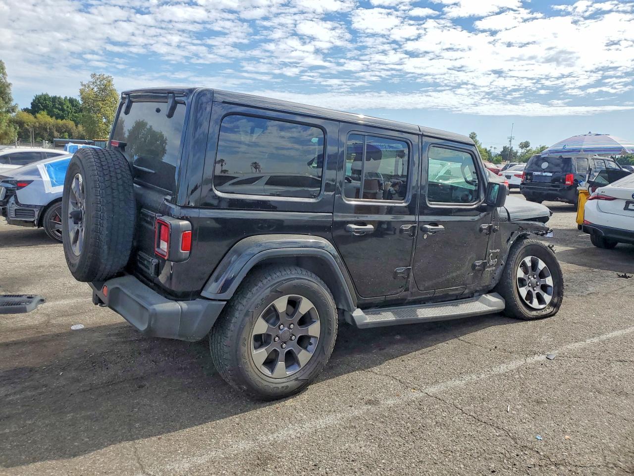 1C4HJXEN9JW213461 · 2018 JEEP WRANGLER UNLIMITED · 3/12